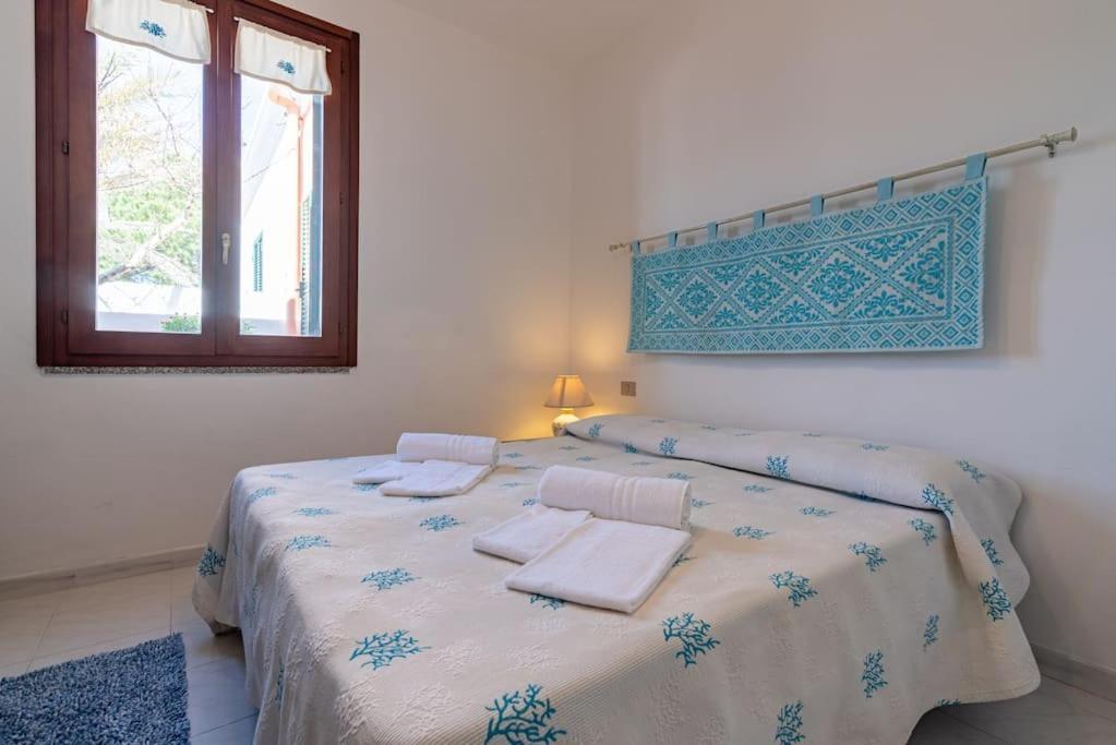 La Lampara - Casa Panoramica 4 Km Dalla Pelosa Стинтино Экстерьер фото