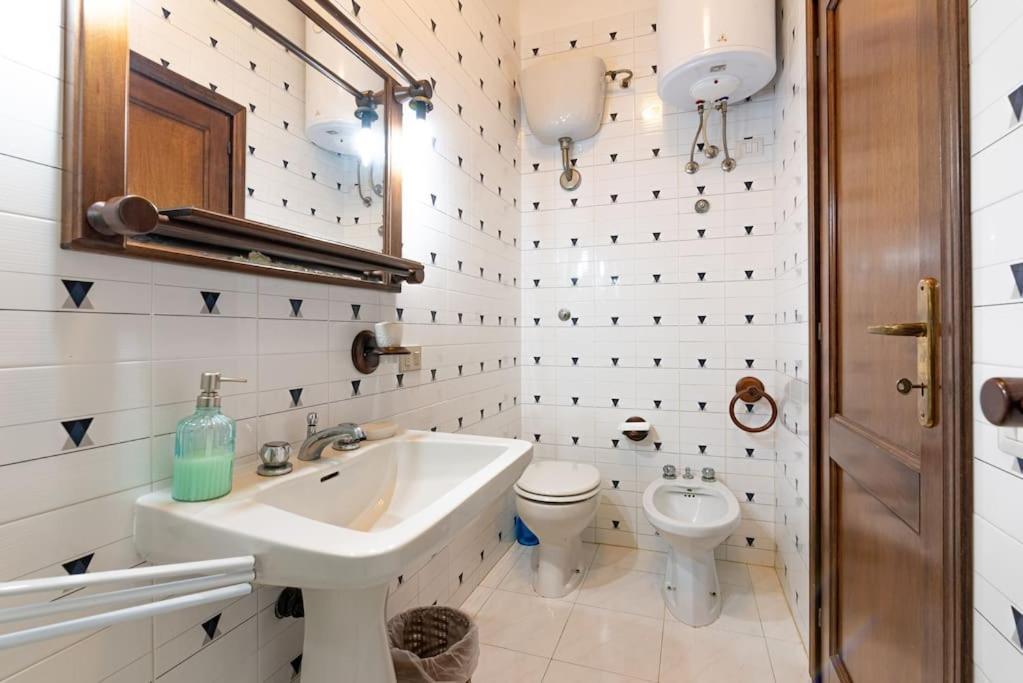 La Lampara - Casa Panoramica 4 Km Dalla Pelosa Стинтино Экстерьер фото