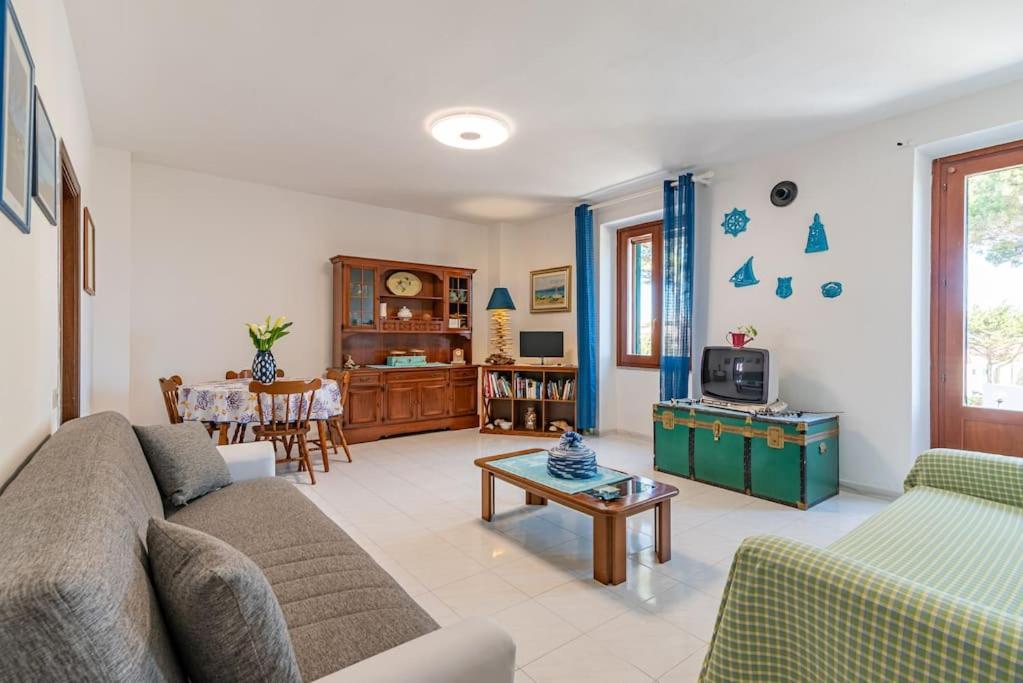 La Lampara - Casa Panoramica 4 Km Dalla Pelosa Стинтино Экстерьер фото