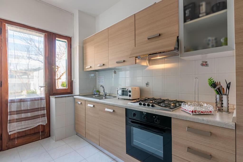 La Lampara - Casa Panoramica 4 Km Dalla Pelosa Стинтино Экстерьер фото